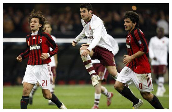 米兰双雄同校交手，传统强队实力对比尽显的简单介绍